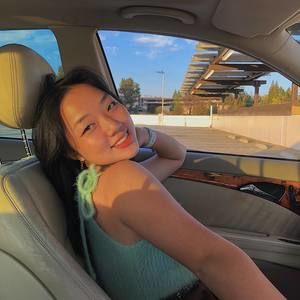 Meet your Posher, Yoonji